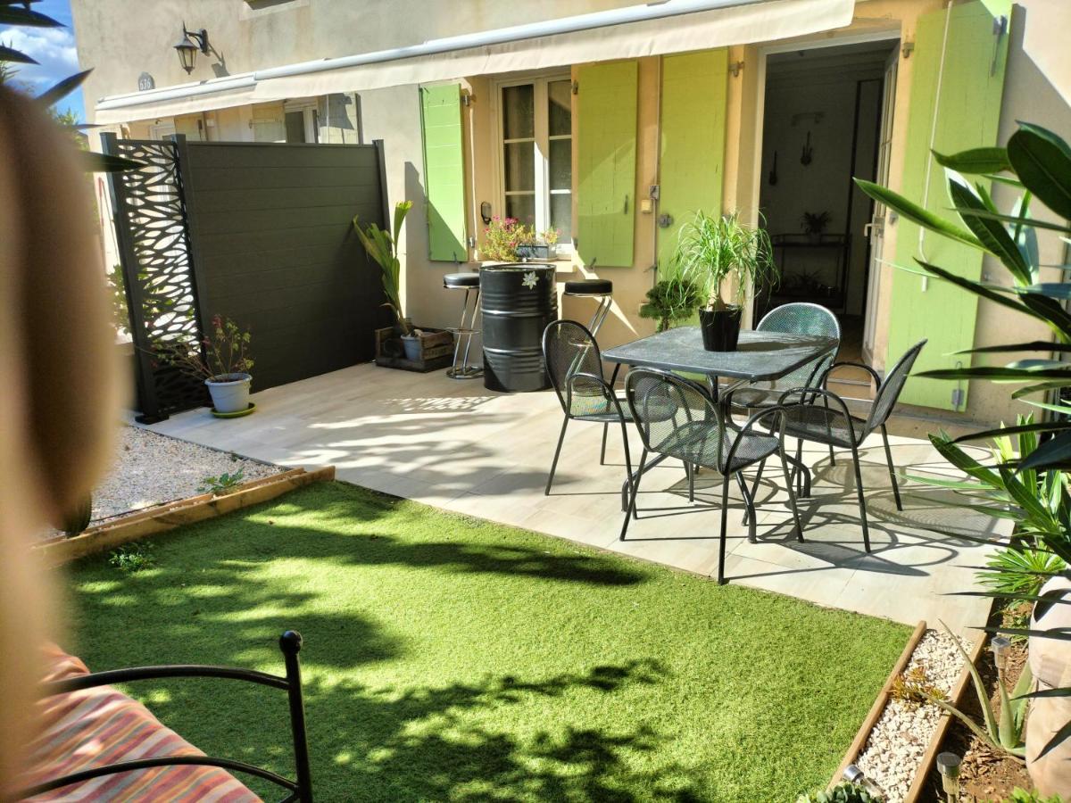 Maison Dans Une Residence De Vacances Галарг-льо-Монтю Екстериор снимка