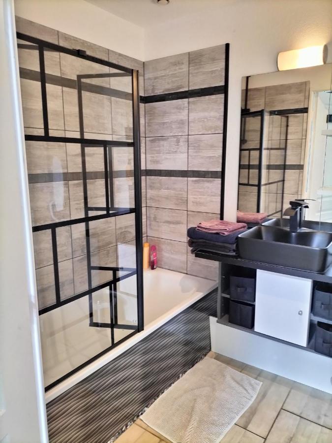 Maison Dans Une Residence De Vacances Галарг-льо-Монтю Екстериор снимка