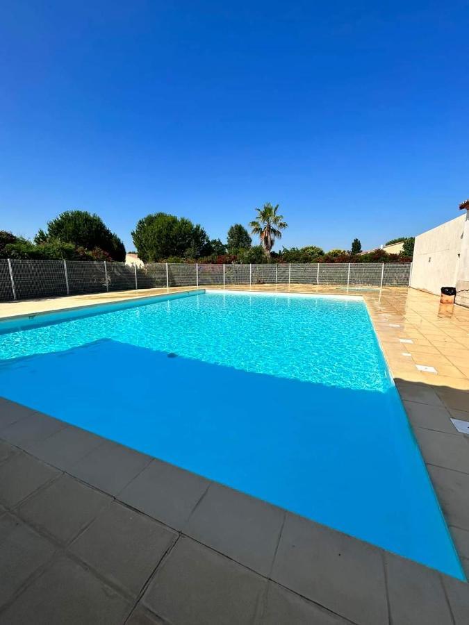 Maison Dans Une Residence De Vacances Галарг-льо-Монтю Екстериор снимка