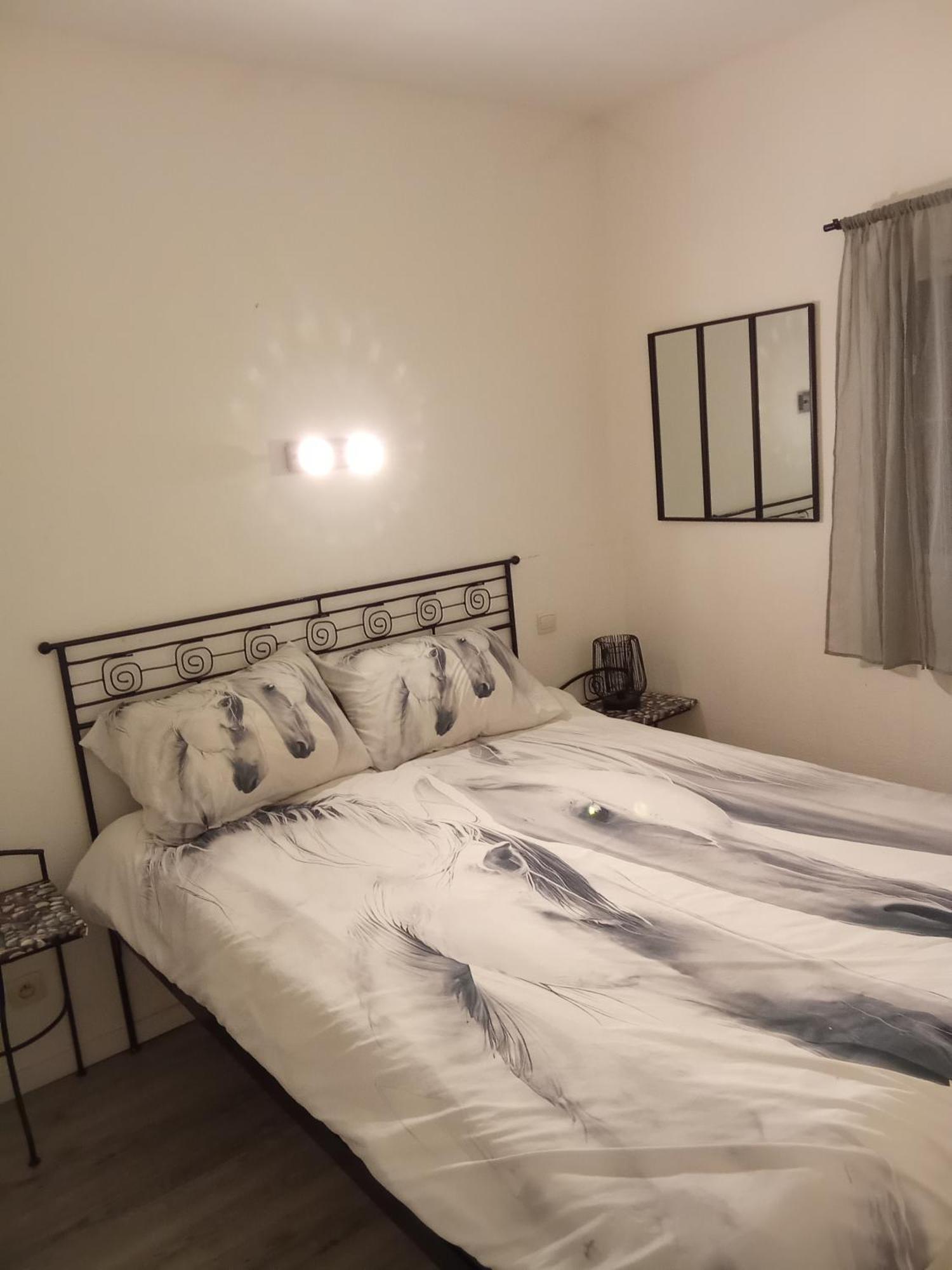 Maison Dans Une Residence De Vacances Галарг-льо-Монтю Екстериор снимка